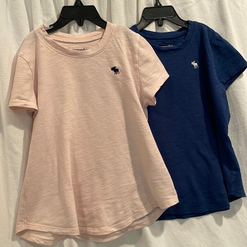 2 Abercrombie kids T-Shirts Light Pink/Navy Blue